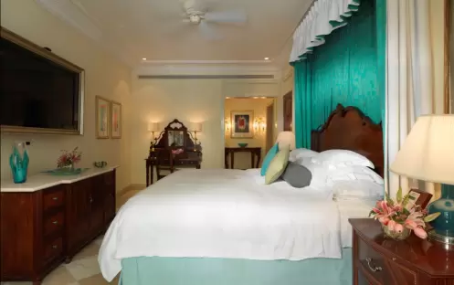 Luxury Dolphin Suite Room 2 (from balcony) LR